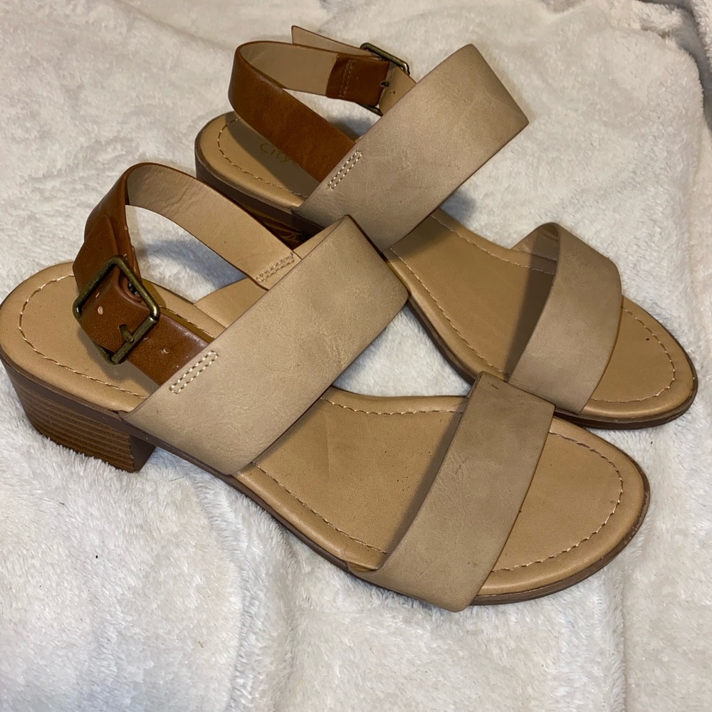 Small heels
